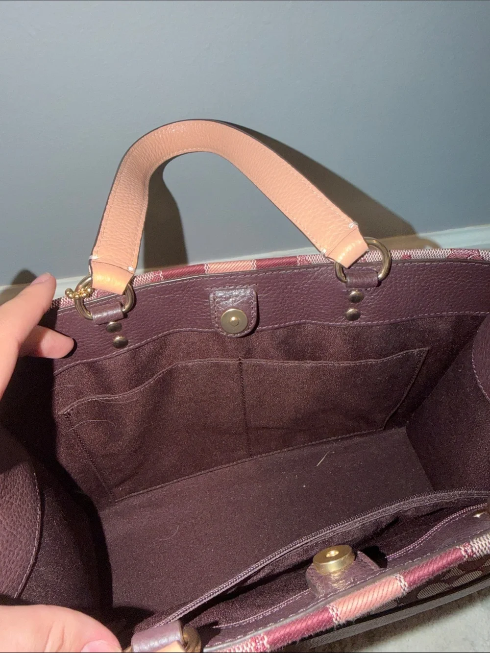 Coach pink burgundy
